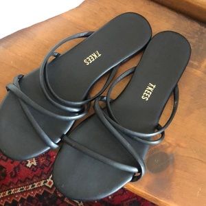 Tkees sloane sandal. Size 8.